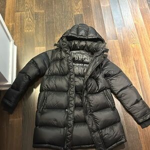 Aritzia TNA Superpuff Midi length XS black